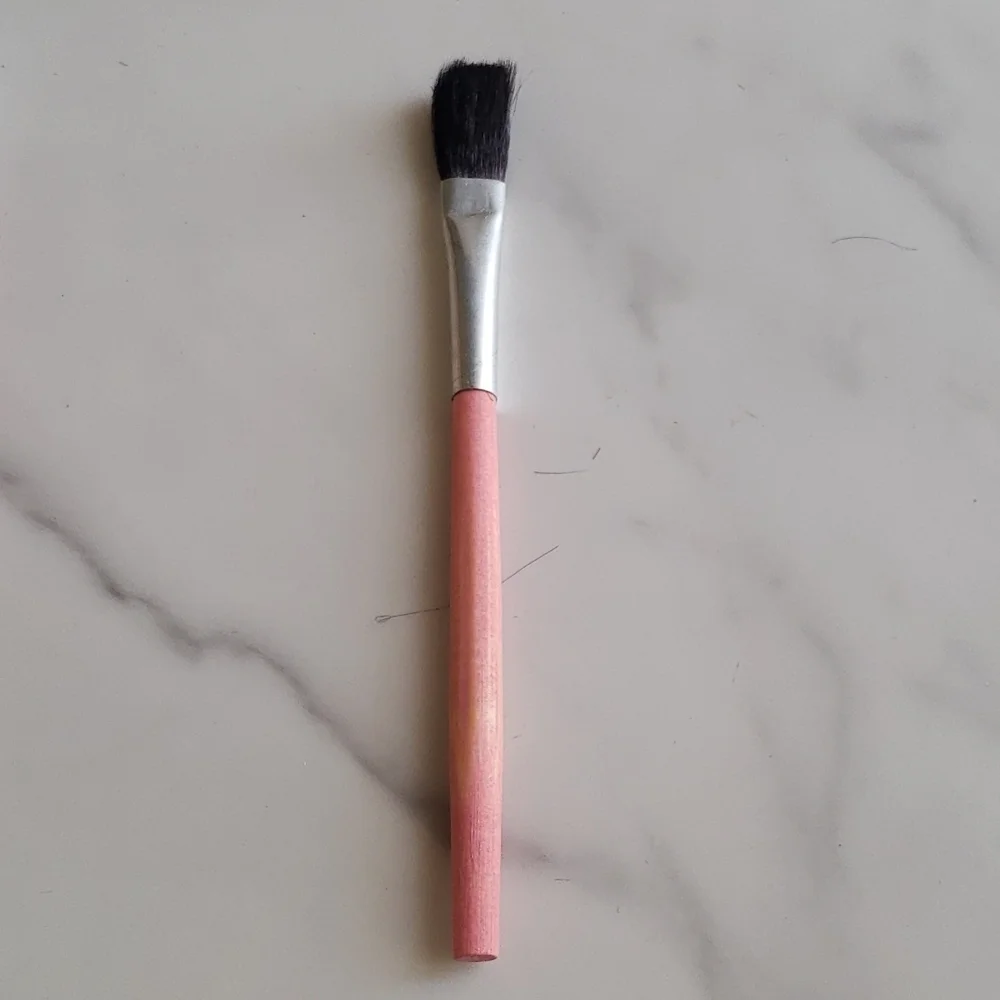 Set of 47 Makeup Brushes on a Pink Wood Handle